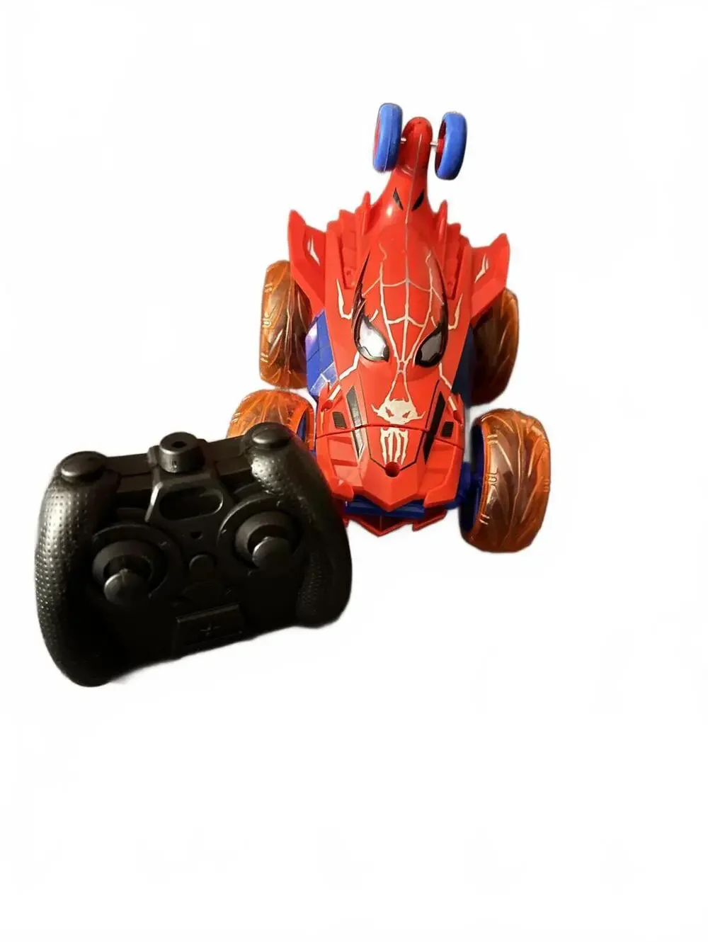 Acrobatic Remote Control Stunt Car - 360° Rotation with Flickering Lights